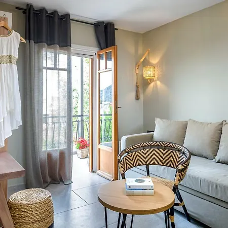 Apartment Oasis *