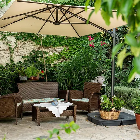 Oasis Apartment *