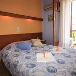 Oasis * Τολό
