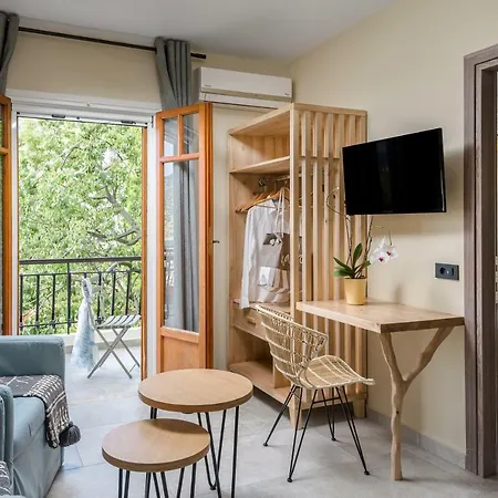 Oasis Apartman Toló